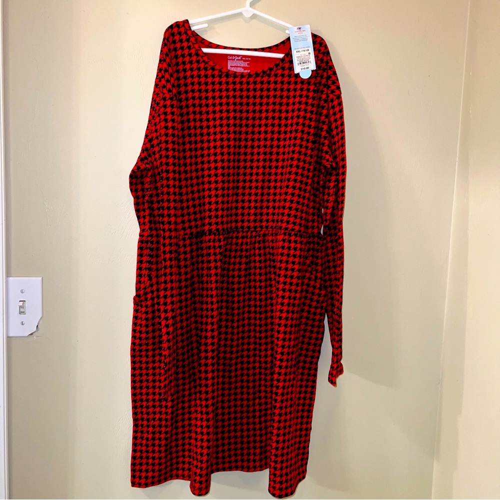 NWT Houndstooth Print Long Sleeve Dress